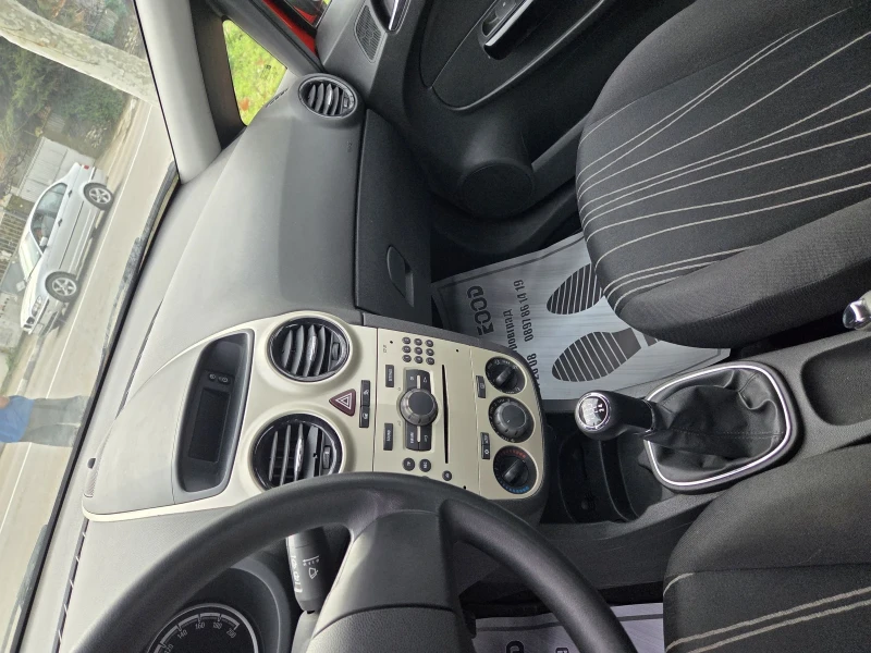 Opel Corsa, снимка 11 - Автомобили и джипове - 53478774