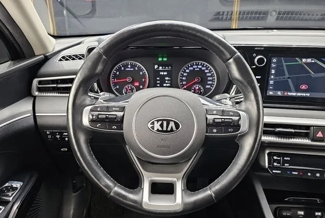 Kia K5 2.0 LPI, снимка 14 - Автомобили и джипове - 46456474