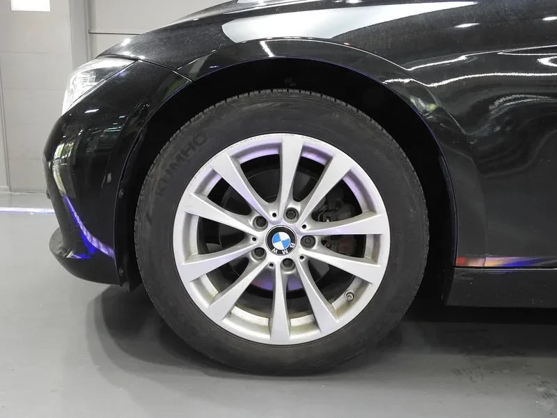 BMW 320, снимка 5 - Автомобили и джипове - 54870118