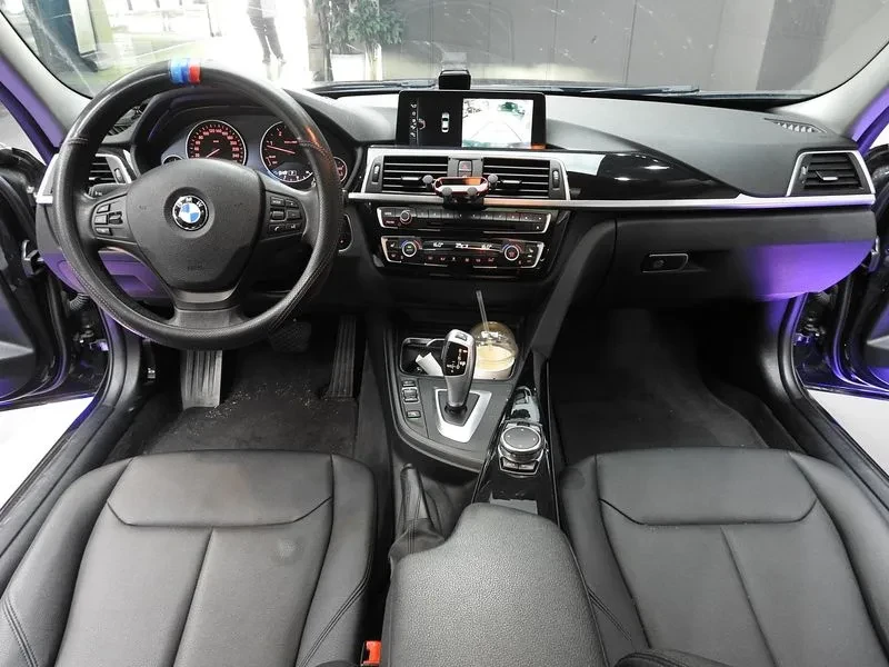 BMW 320, снимка 12 - Автомобили и джипове - 54870118