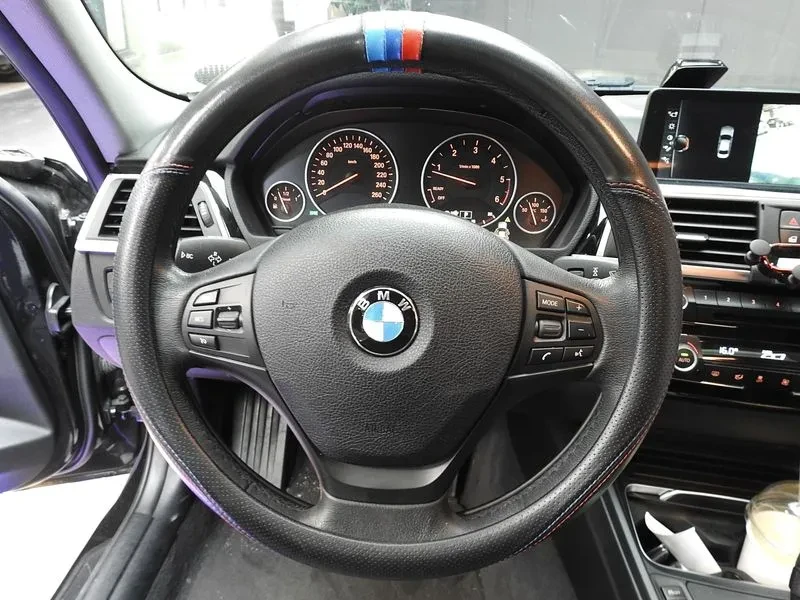 BMW 320, снимка 14 - Автомобили и джипове - 54870118