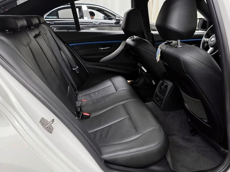 BMW 328 328i M Sport| 184к.с.| ВКЛ.ТЕХНОТЕСТ, снимка 12 - Автомобили и джипове - 55323962