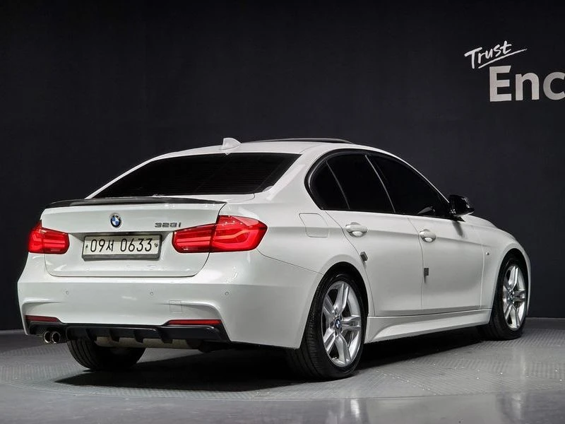 BMW 328 328i M Sport| 184к.с.| ВКЛ.ТЕХНОТЕСТ, снимка 2 - Автомобили и джипове - 55323962