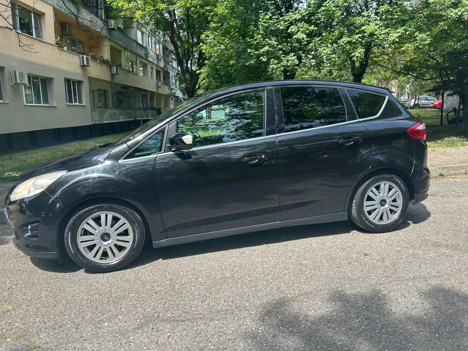Ford C-max 1.6i LPG 120кс Keyless/ Navi/ Multi volan, снимка 1