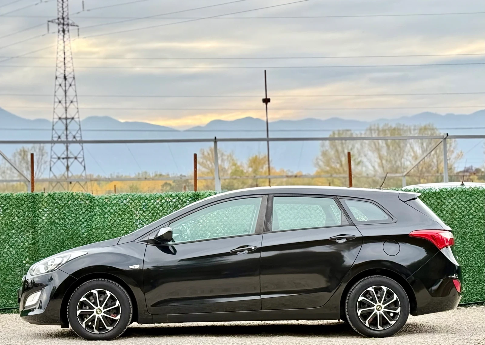Hyundai I30 1.6CRDi EURO 6, снимка 4 - Автомобили и джипове - 49091333