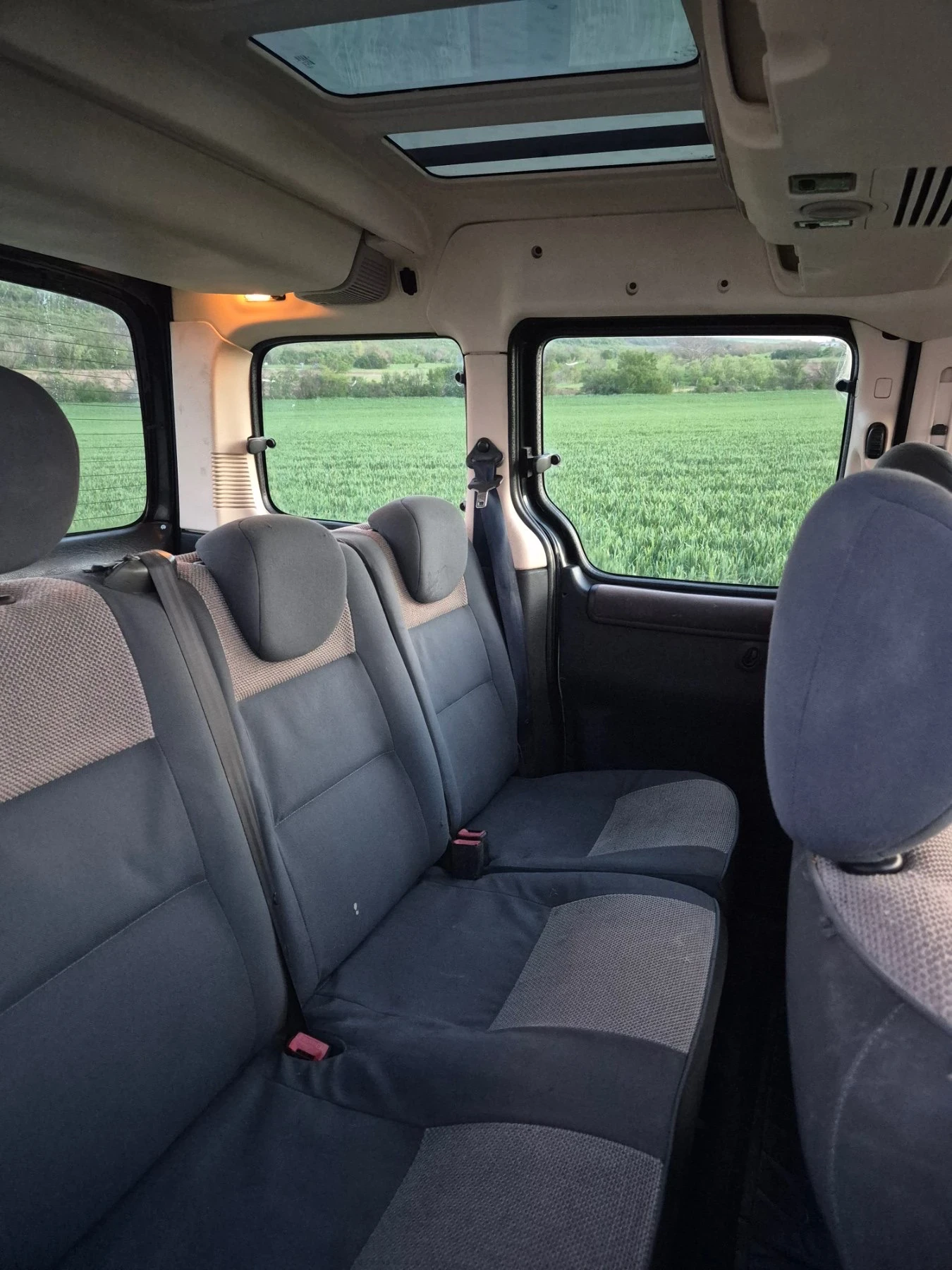 Citroen Berlingo 2.0 HDI - изображение 7