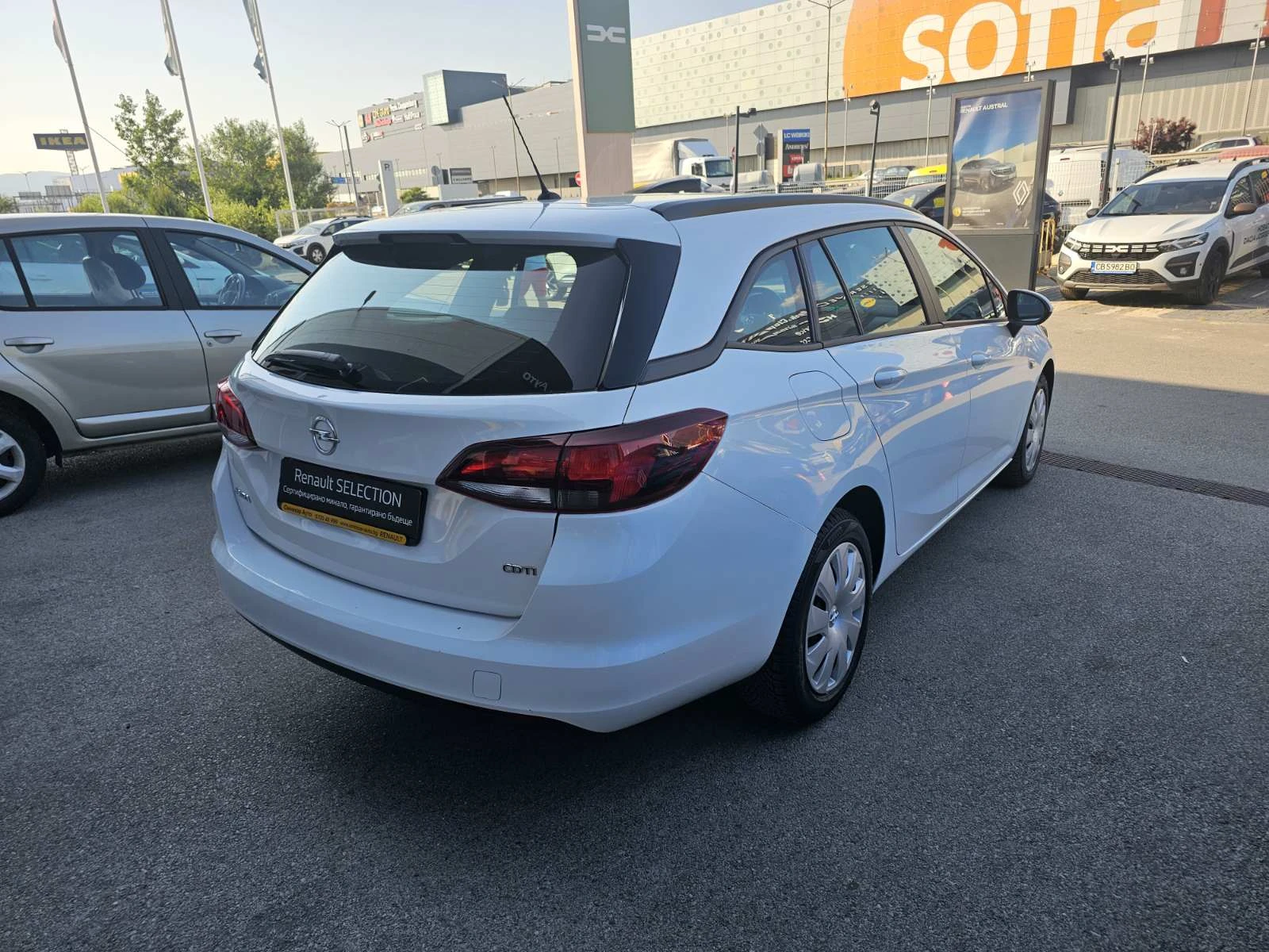 Opel Astra SPORTS TOURIER 1.6 dCi 136 - изображение 5