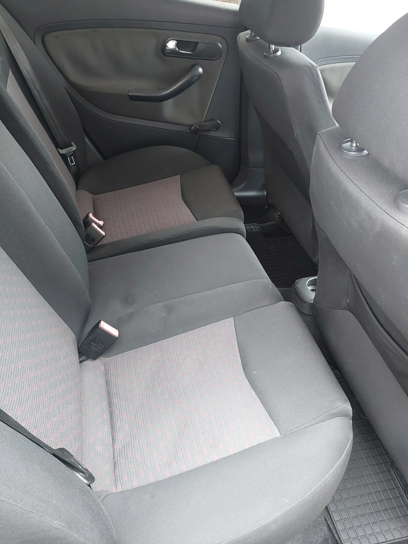 Seat Ibiza  - изображение 6