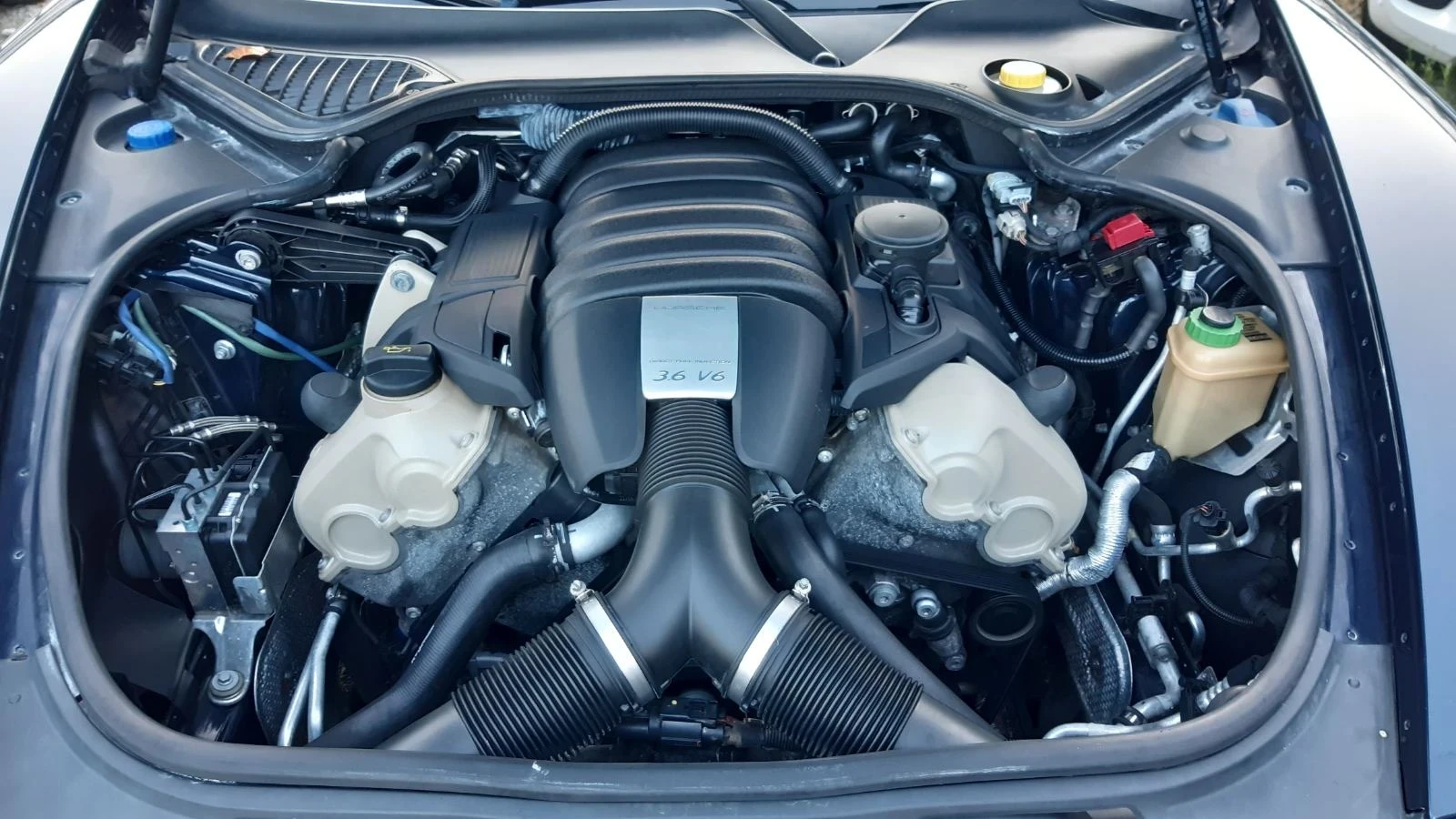 Porsche Panamera 3.6 V6-320 k.s. ПЕРФЕКТНО | Mobile.bg — изображение 17