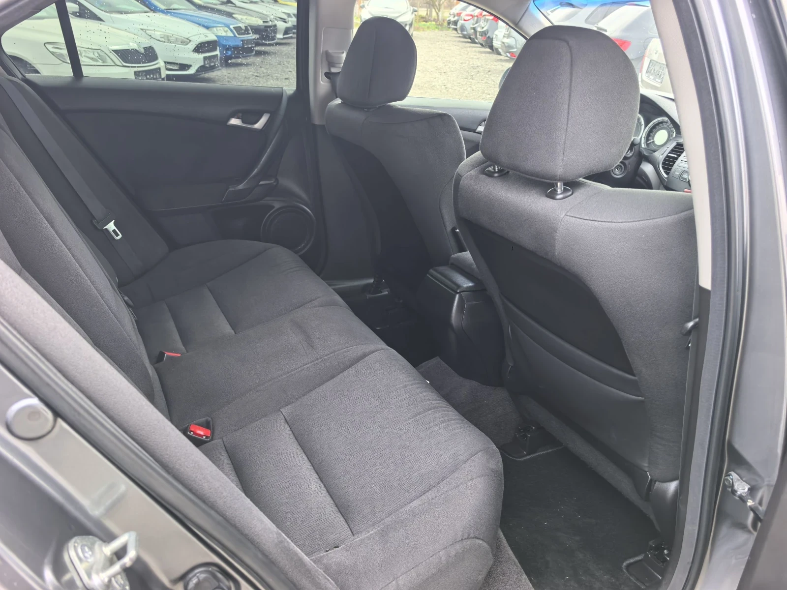 Honda Accord 2.2DTEC, снимка 12 - Автомобили и джипове - 52221230