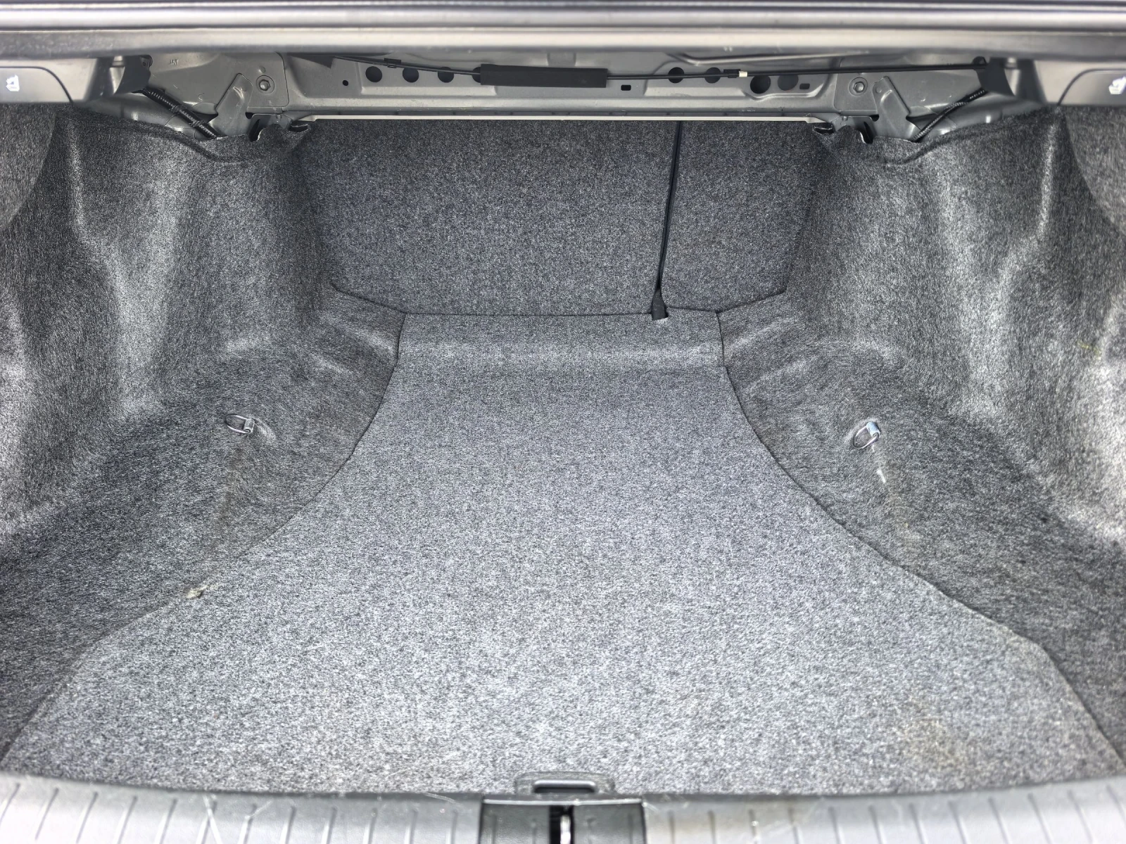 Honda Accord 2.2DTEC, снимка 11 - Автомобили и джипове - 52221230