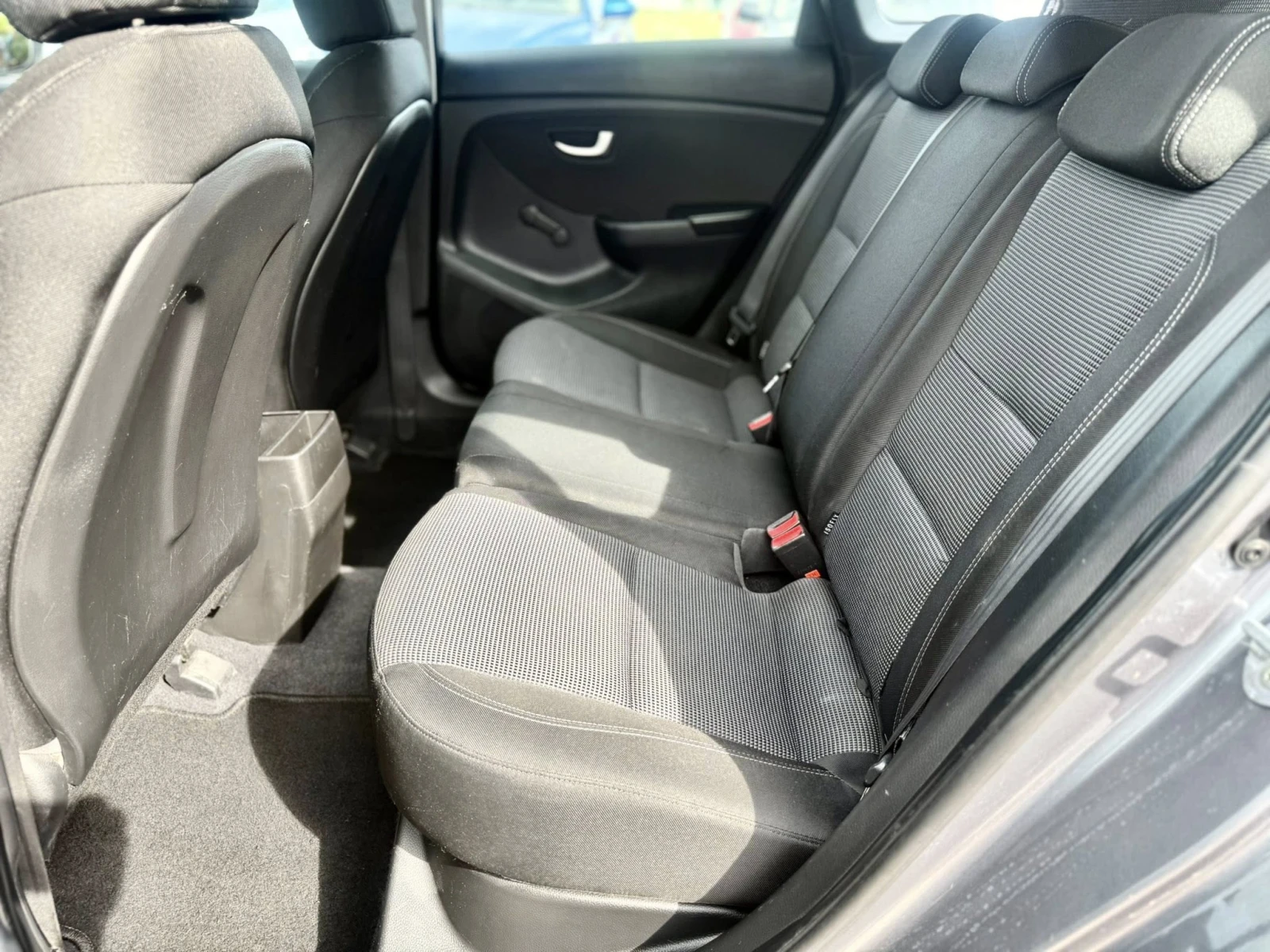 Hyundai I30 1.4 6-�������� | Mobile.bg � ����������� 13