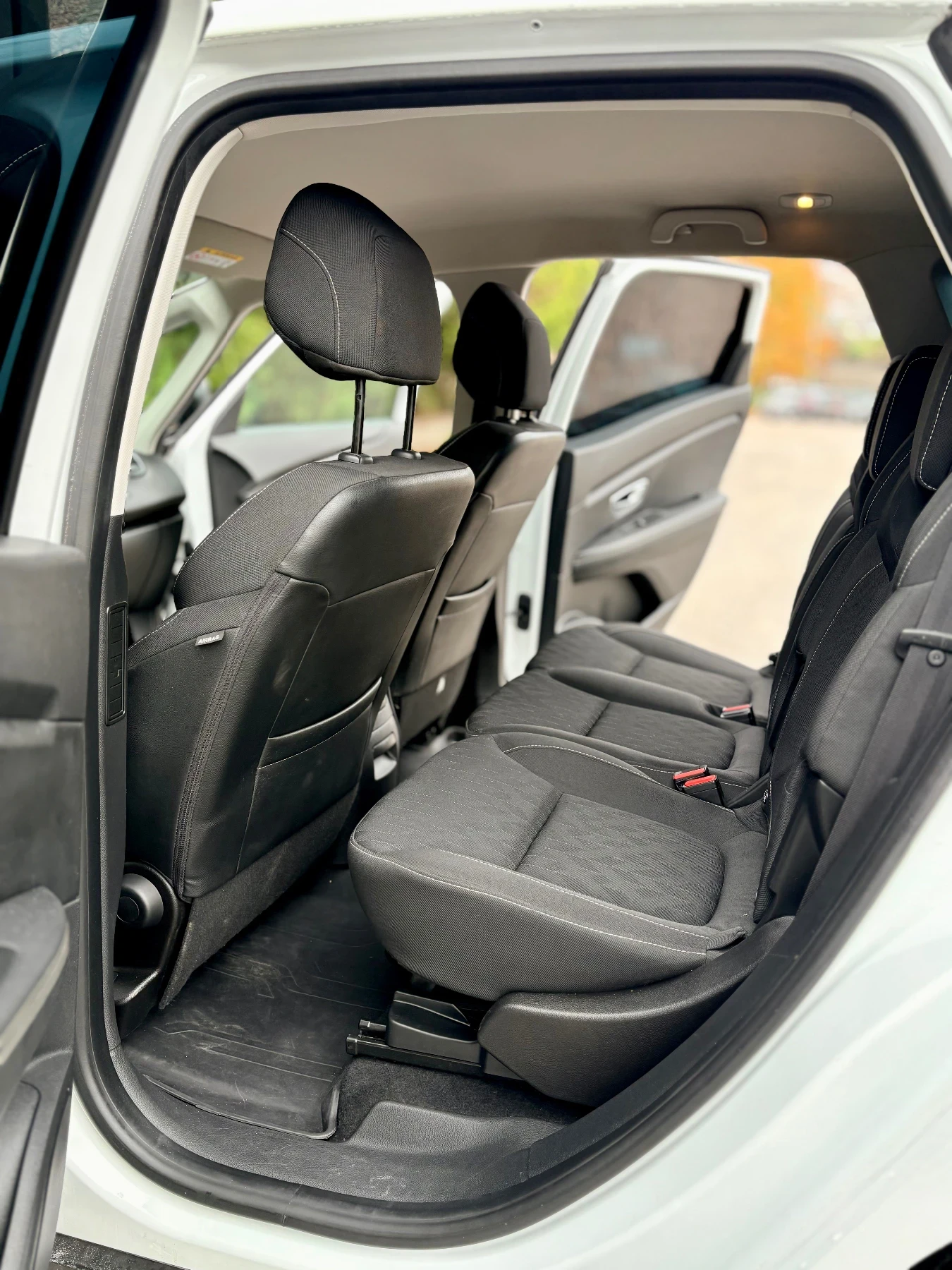 Renault Scenic 1.7 DCI LIMITED - изображение 8