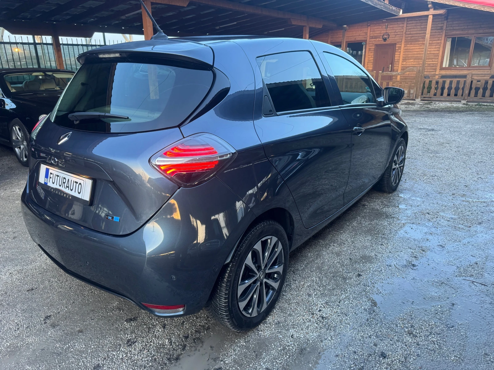 Renault Zoe R135, 52kWh, нов внос Германия - изображение 5