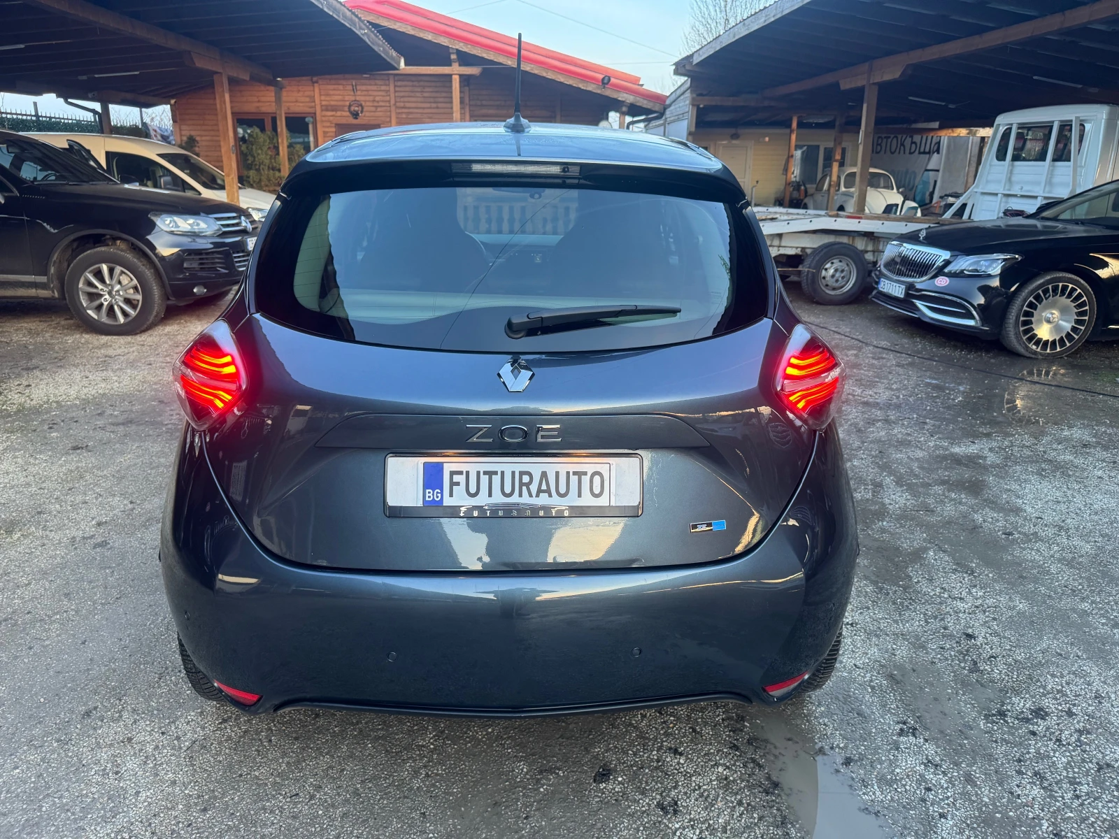 Renault Zoe R135, 52kWh, нов внос Германия - изображение 10