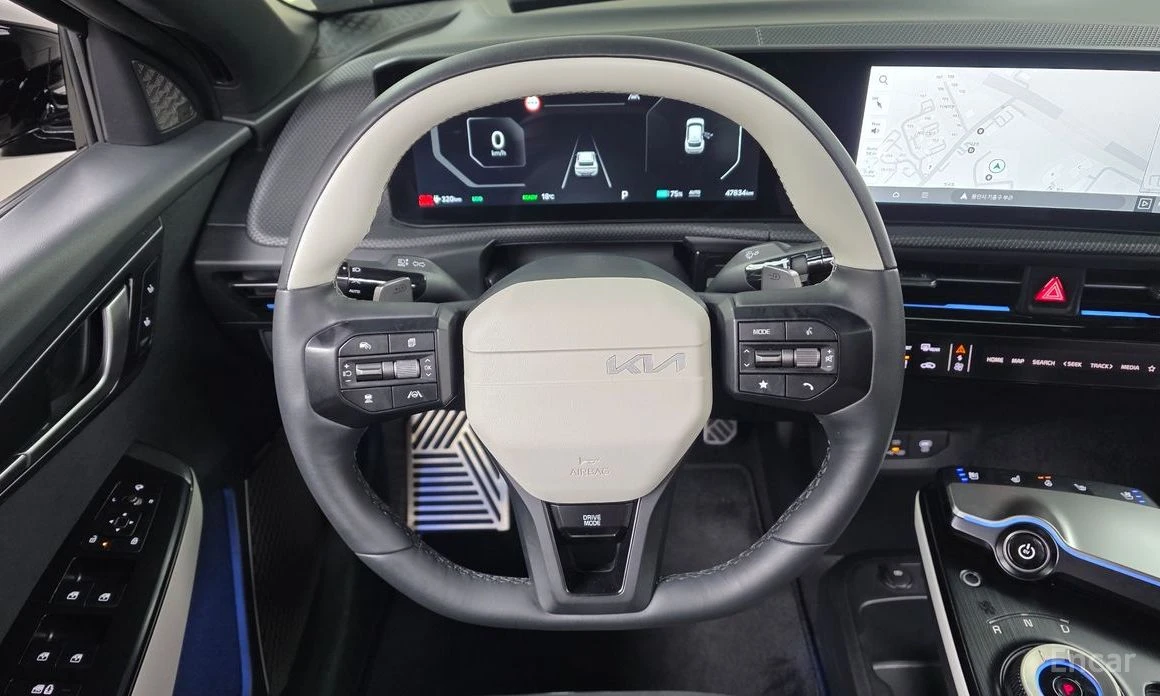 Kia EV6 LONG RANGE* GT LINE* 4WD* КОЖА* ПОДГРЕВ* ОБДУХВАНЕ, снимка 9 - Автомобили и джипове - 54206699