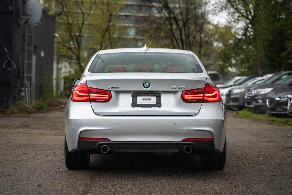 BMW 340 xDrive* АвтоКредит * (ЦЕНА ДО БГ), снимка 4 - Автомобили и джипове - 54491464