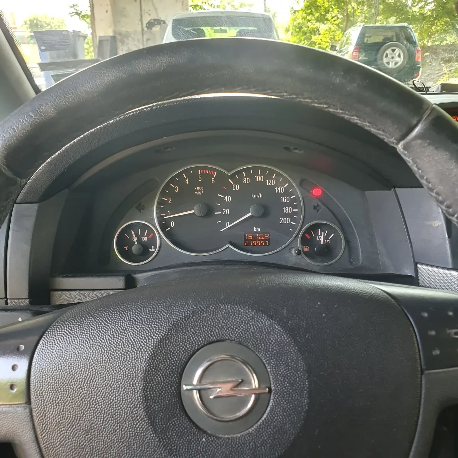 Opel Meriva 1.7 CDTI, снимка 11 - Автомобили и джипове - 54806762