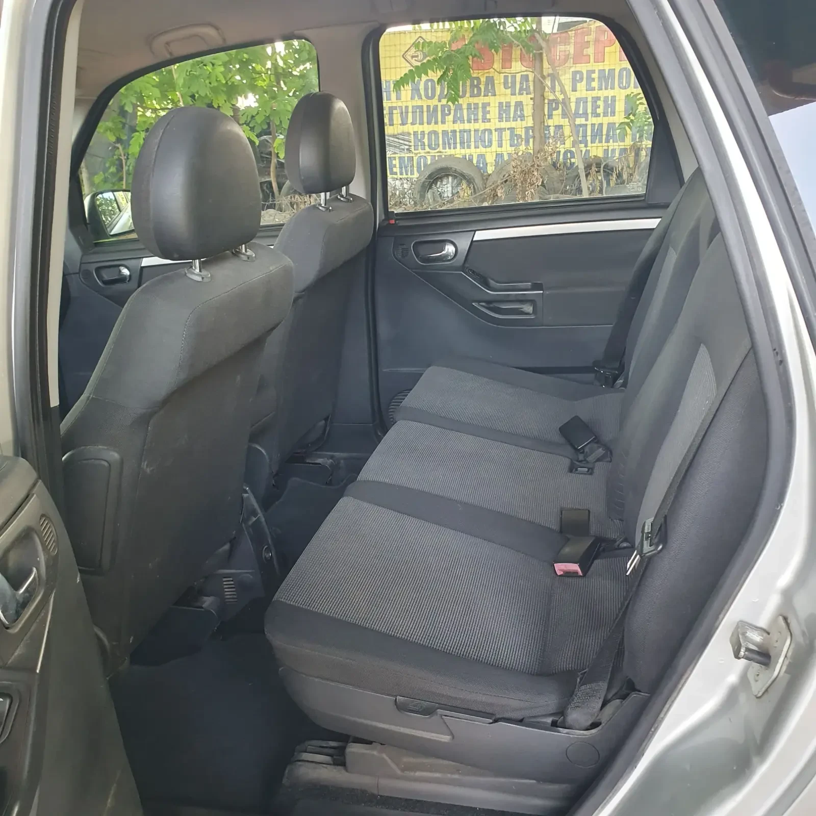 Opel Meriva 1.7 CDTI, снимка 9 - Автомобили и джипове - 54806762