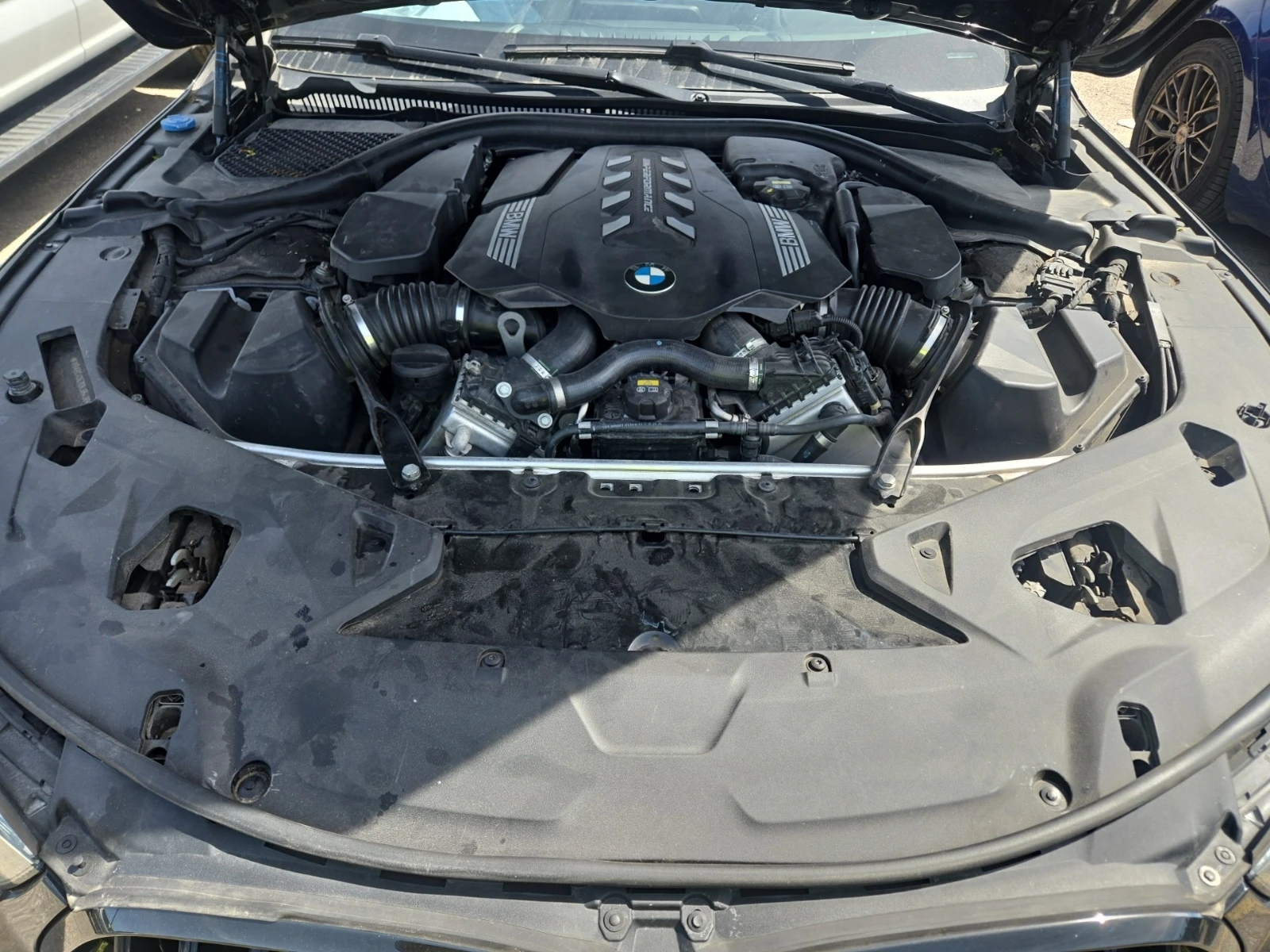 BMW 850 I XDRIVE, снимка 7 - Автомобили и джипове - 54888450