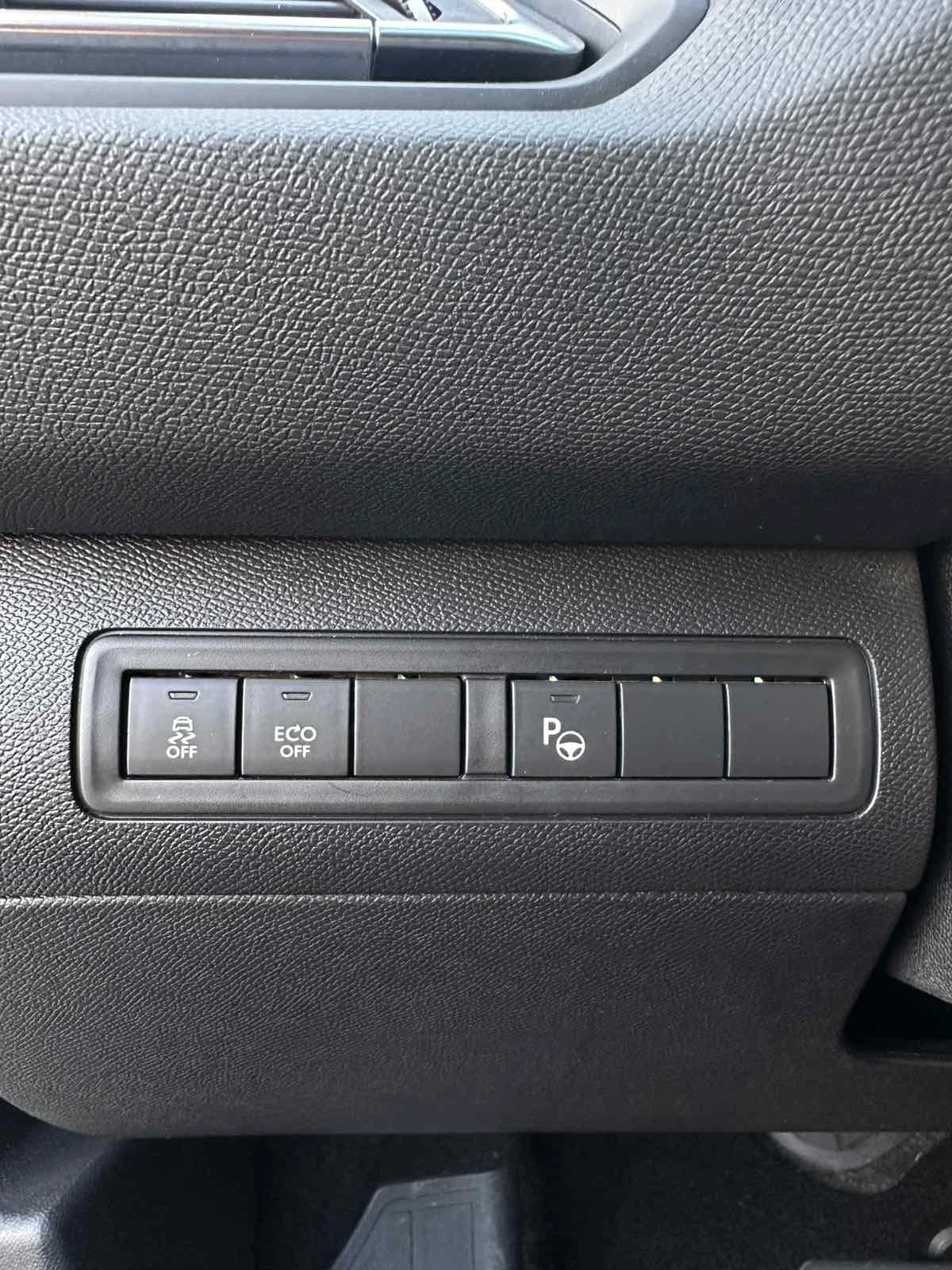 Peugeot 308  1.2 PureTech, снимка 11 - Автомобили и джипове - 55618949