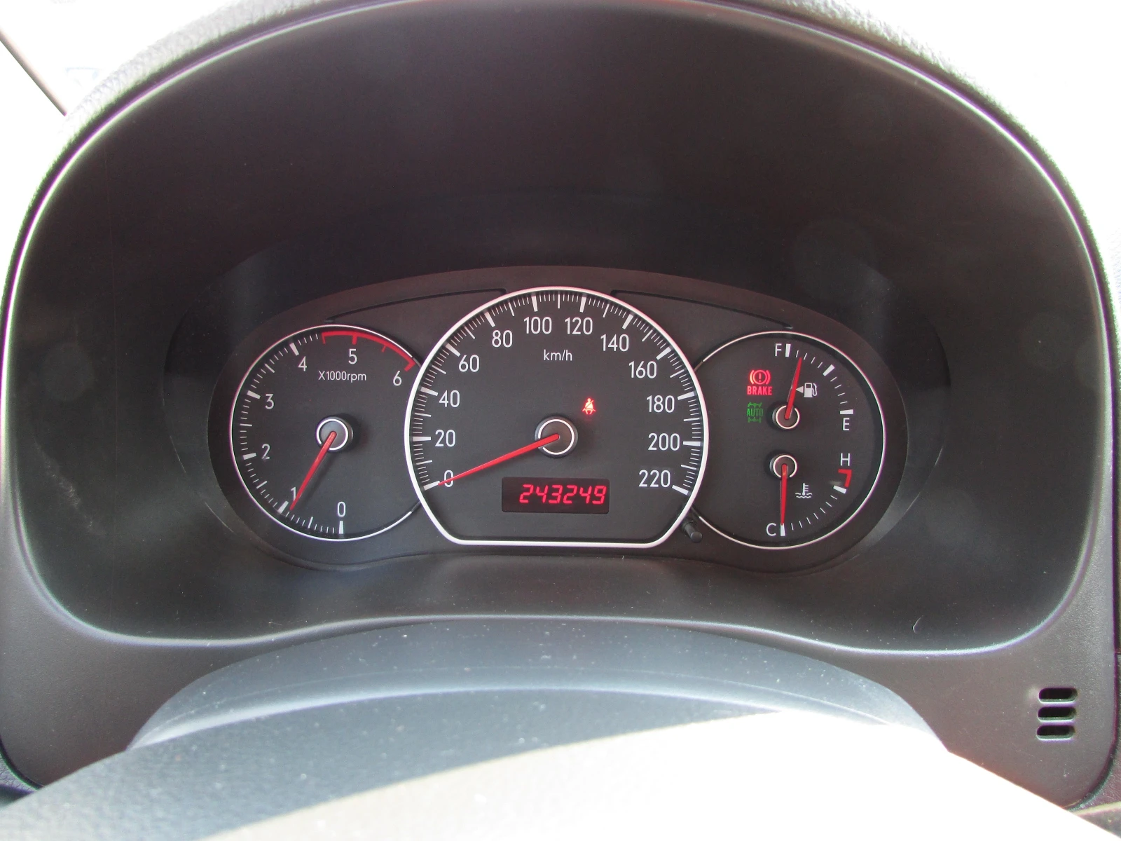 Fiat Sedici 1.9M-JET 4X4, снимка 13 - Автомобили и джипове - 56045145
