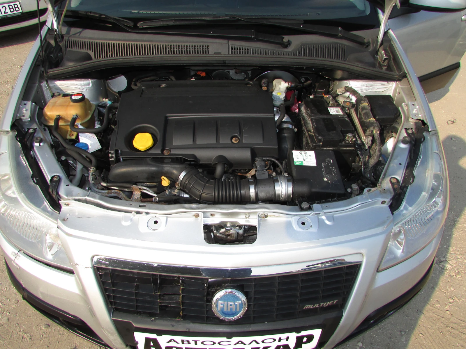 Fiat Sedici 1.9M-JET 4X4, снимка 16 - Автомобили и джипове - 56045145