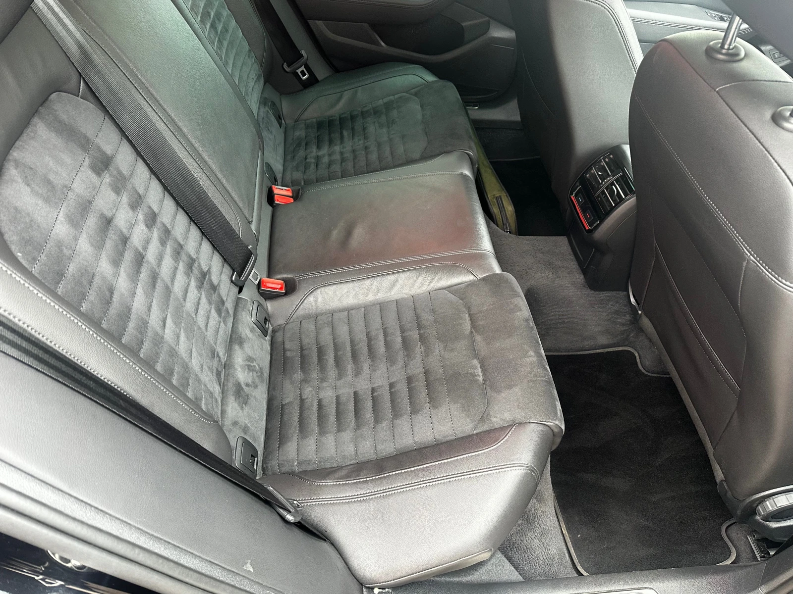 VW Passat 2, 0 TDI HIGHLINE, снимка 17 - Автомобили и джипове - 56464588