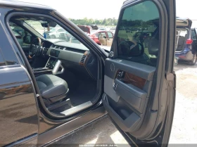 Land Rover Range rover * SUPERCHARGED* HSE* ПАНО* KEYLESS* Camera* ПОДГРЕ, снимка 16