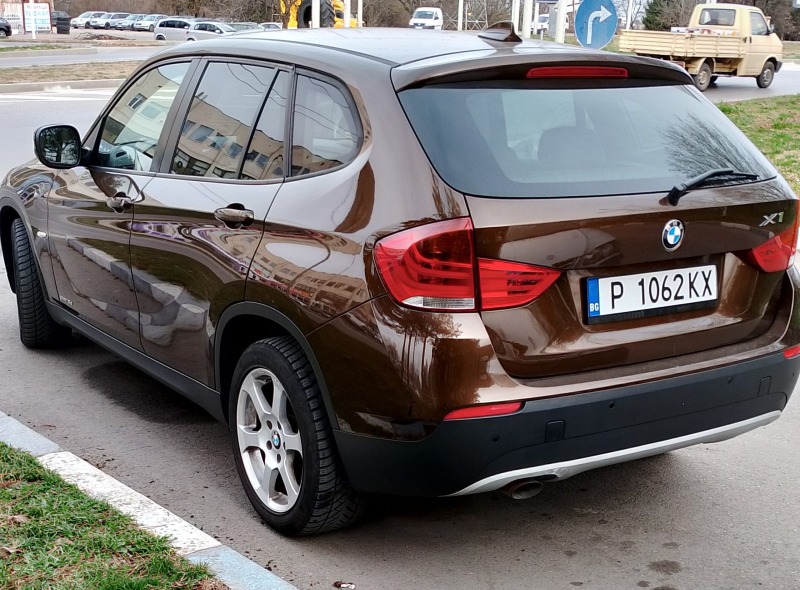 BMW X1, снимка 2 - Автомобили и джипове - 44789786