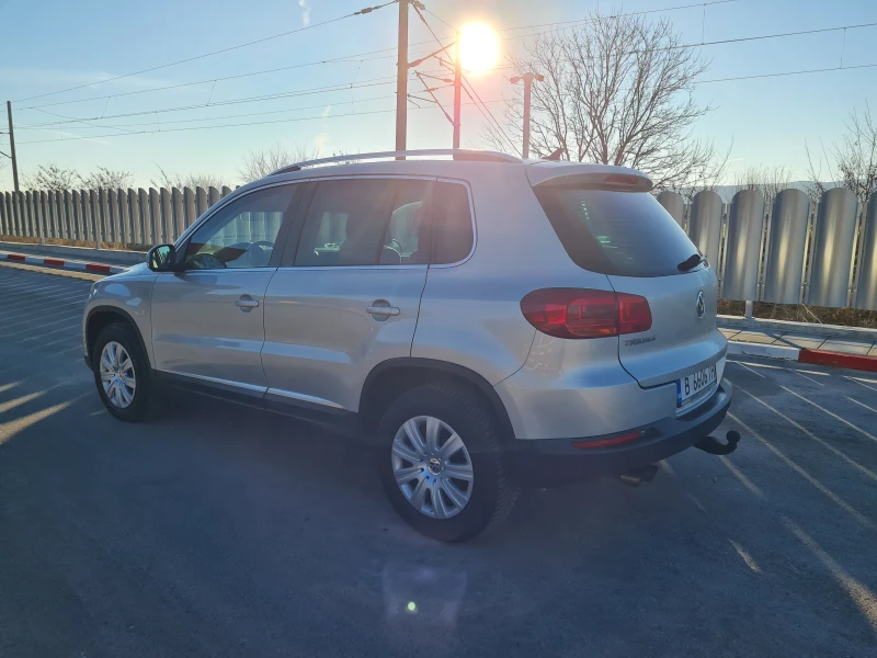 VW Tiguan, снимка 6 - Автомобили и джипове - 48622229