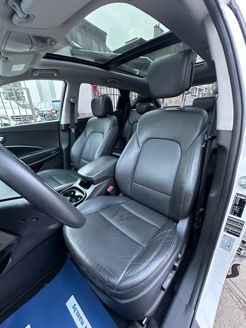 Hyundai Santa fe 2.2CRDI 4WD/7мест/Premium/Панорам/Keyless Go/Swiss, снимка 9 - Автомобили и джипове - 48699761