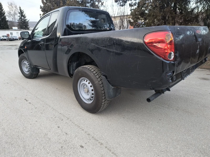 Mitsubishi L200 2, 5 d Italia , снимка 5 - Автомобили и джипове - 49303086