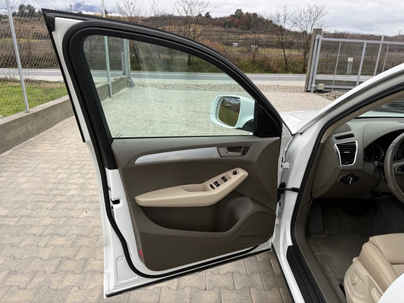 Audi Q5 3.0TDI NAVI, снимка 9 - Автомобили и джипове - 52586523