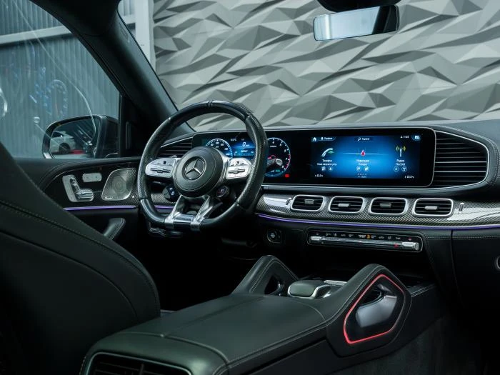 Mercedes-Benz GLE 53 4MATIC BURMESTER* MEMORY* 360CAM* CARBON* AIRMATIC* , снимка 5 - Автомобили и джипове - 54869584