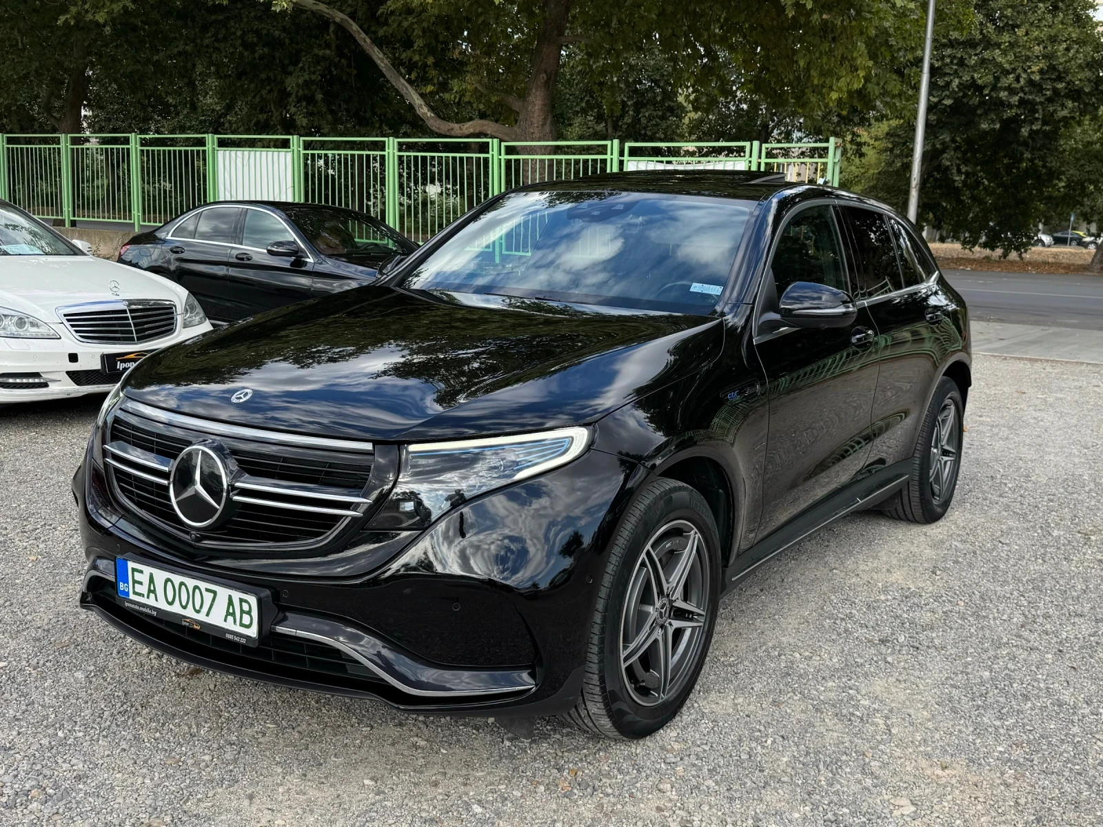 Mercedes-Benz EQC AMG/PANO///TOP | Mobile.bg   1