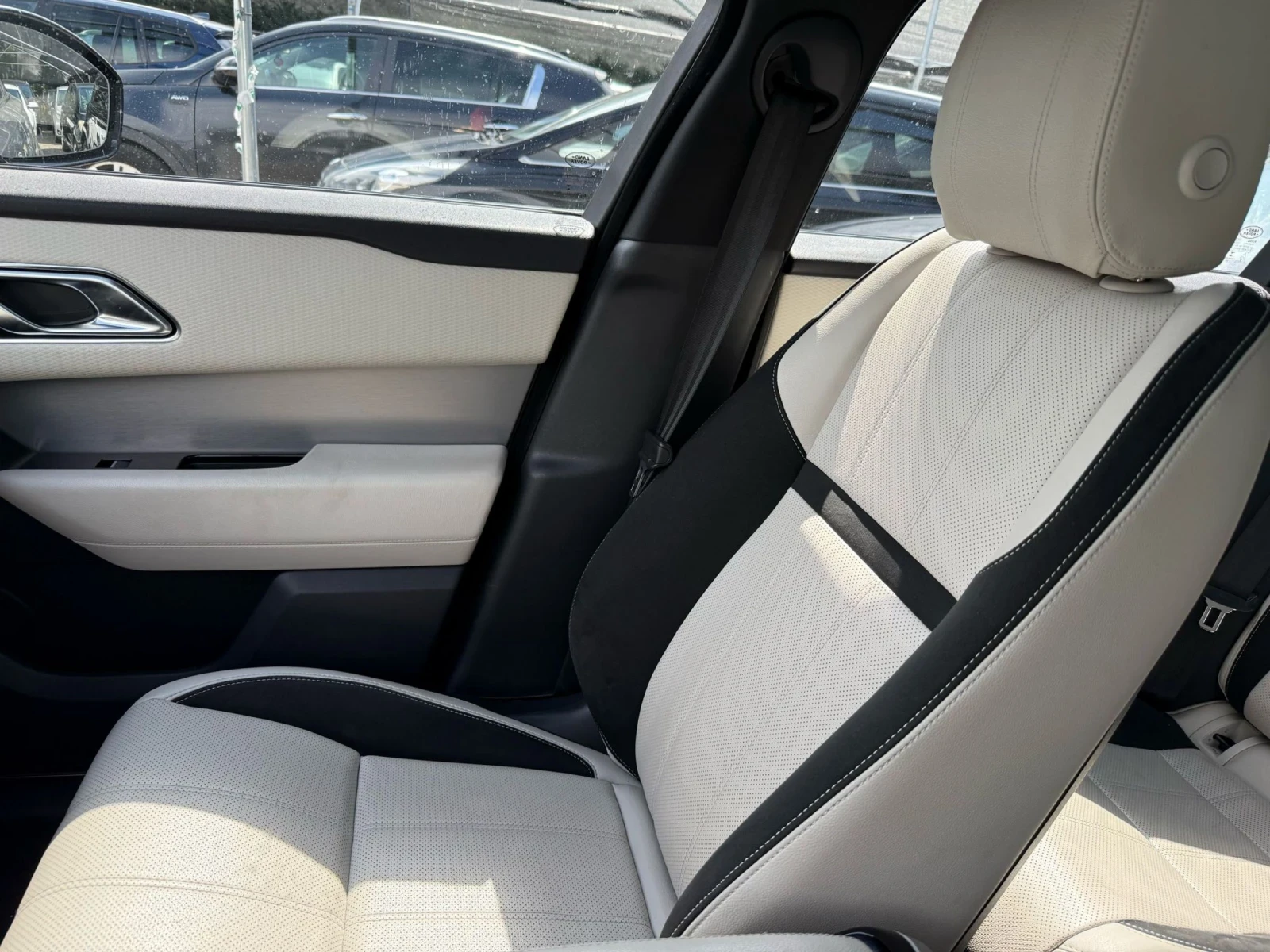 Land Rover Range Rover Velar  - изображение 10