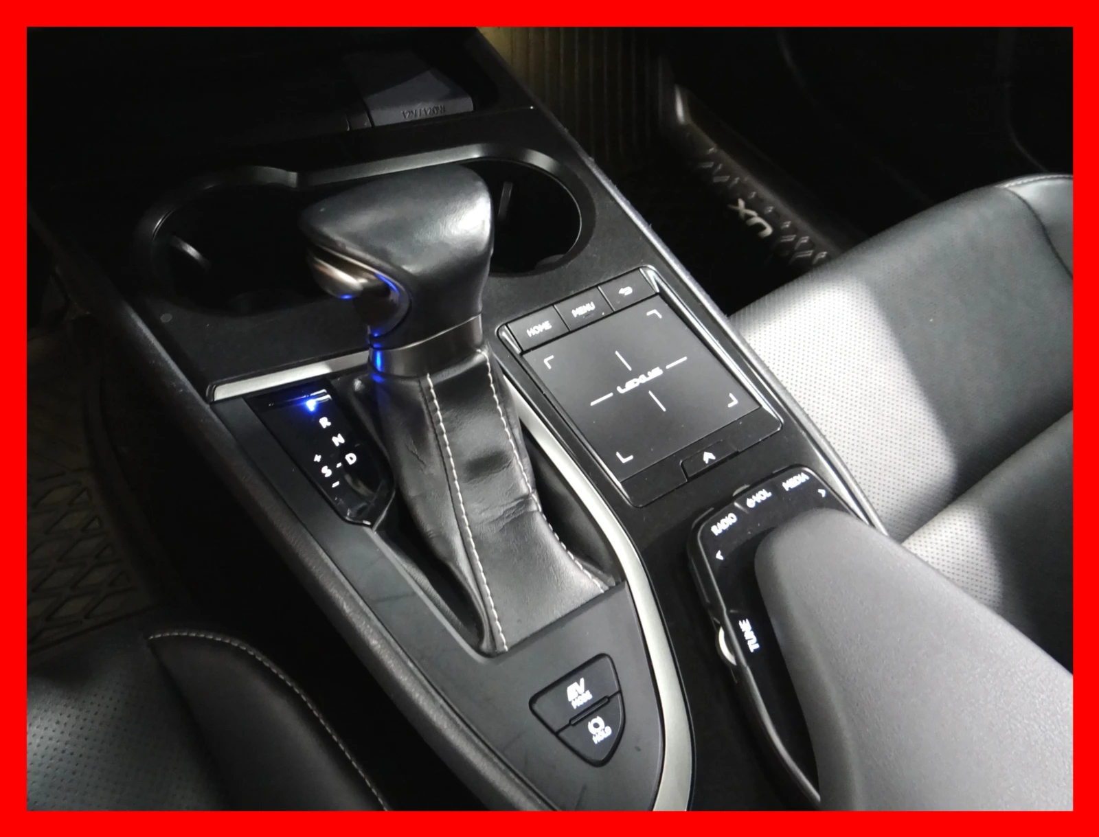 Lexus UX 250h 4x4 / F-Sport / PANO | Mobile.bg   13