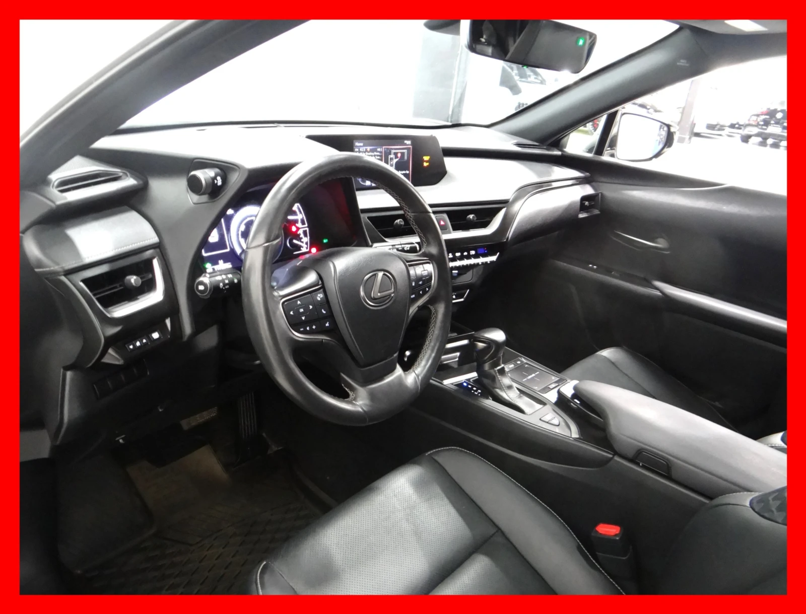 Lexus UX 250h 4x4 / F-Sport / PANO - изображение 8