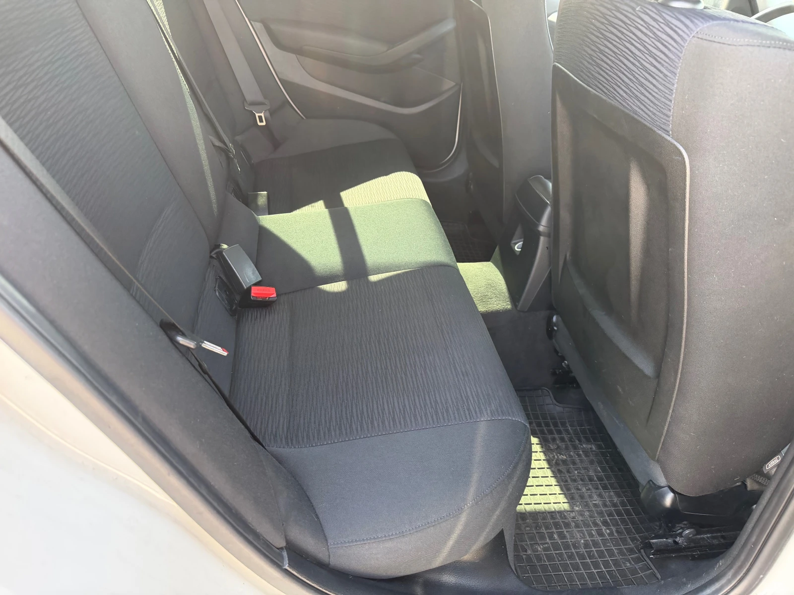 BMW X1 2.0 D S DRIVE, снимка 16 - Автомобили и джипове - 53836256