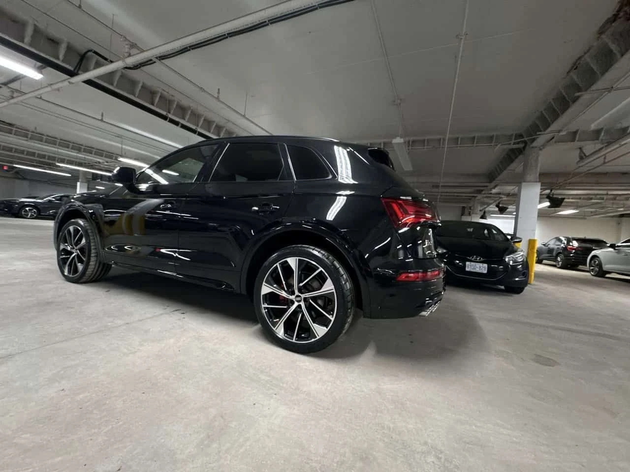 Audi SQ5 quattro Premium  CARFAX, снимка 5 - Автомобили и джипове - 54133910
