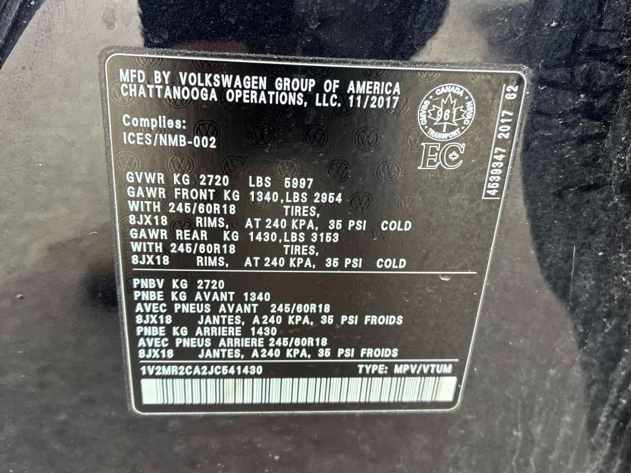 VW Atlas * Highline * CARFAX * ОТ ПРЕДСТАВИТЕЛСТВО НА VW * , снимка 12 - Автомобили и джипове - 54145162