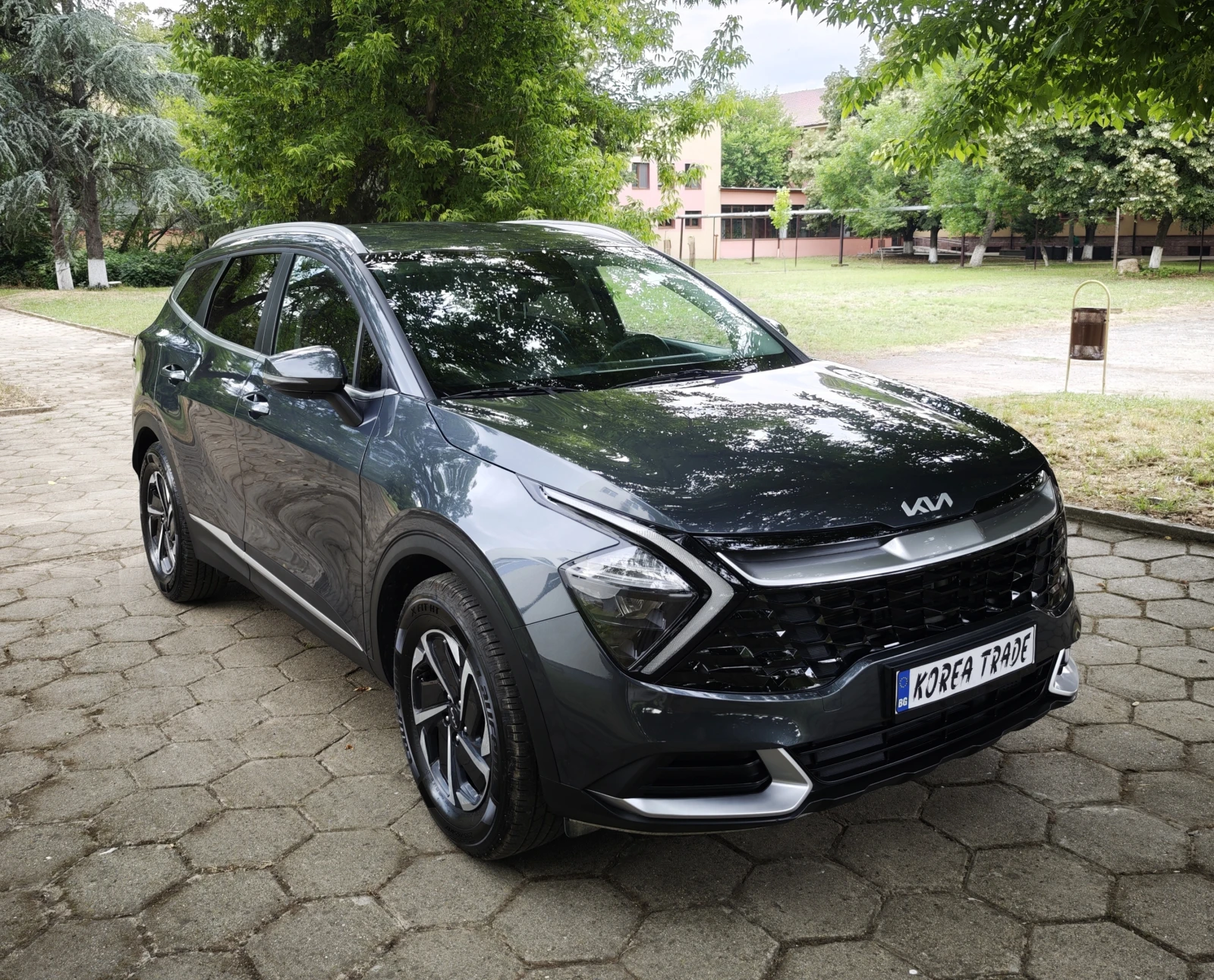 Kia Sportage 1.6 HEV , снимка 2 - Автомобили и джипове - 54845466