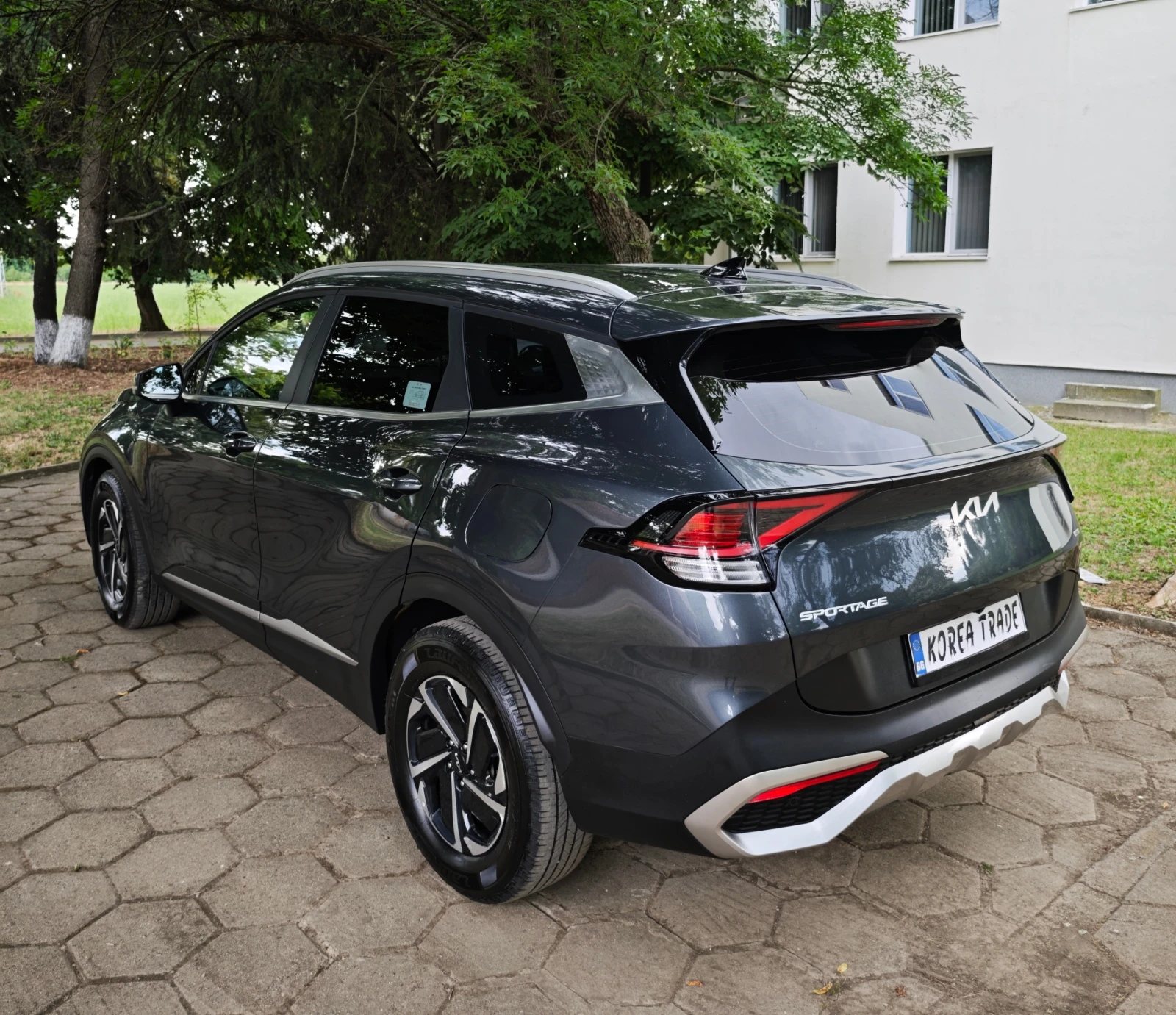 Kia Sportage 1.6 HEV , снимка 6 - Автомобили и джипове - 54845466