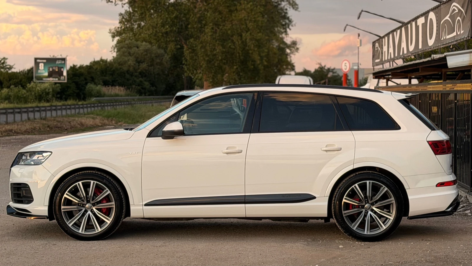 Audi SQ7  4.0TDI= V8T= QUATTRO= CARBON PACK= RNG DESIGNE= , снимка 8 - Автомобили и джипове - 54708635