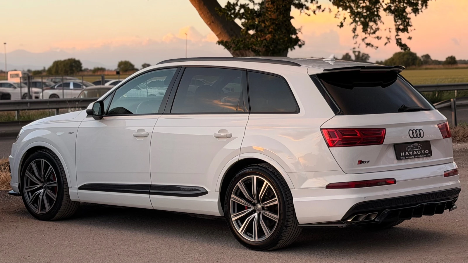 Audi SQ7  4.0TDI= V8T= QUATTRO= CARBON PACK= RNG DESIGNE= , снимка 7 - Автомобили и джипове - 54708635