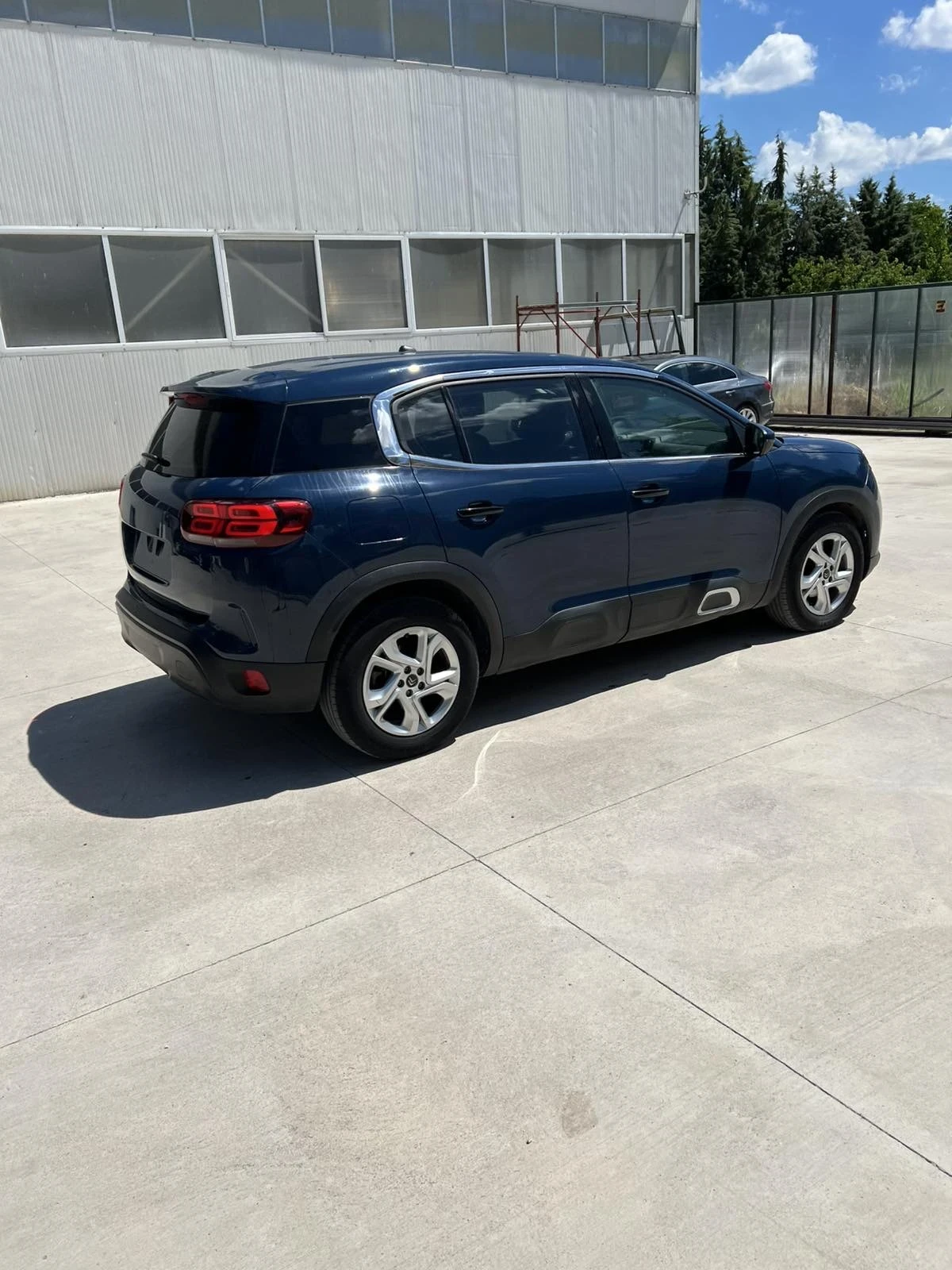 Citroen C5 Aircross 1.2Турбо-131кс-НАВИ ЛЕД-84000км ТОП УНИКАТ, снимка 4 - Автомобили и джипове - 54943566