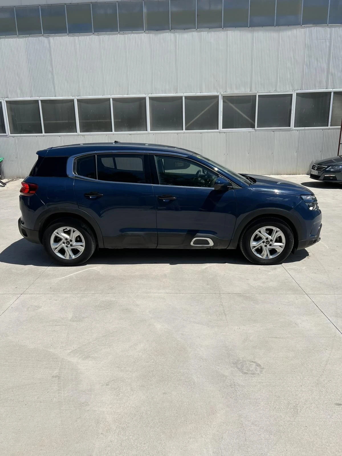 Citroen C5 Aircross 1.2Турбо-131кс-НАВИ ЛЕД-84000км ТОП УНИКАТ, снимка 3 - Автомобили и джипове - 54943566
