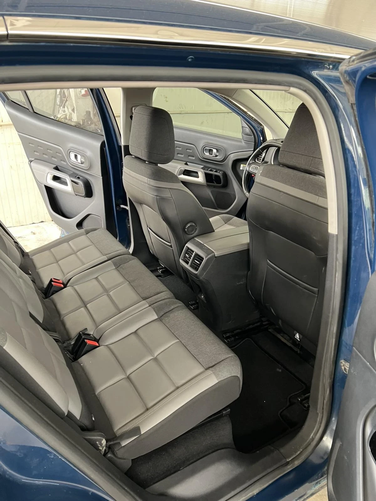 Citroen C5 Aircross 1.2Турбо-131кс-НАВИ ЛЕД-84000км ТОП УНИКАТ, снимка 11 - Автомобили и джипове - 54943566