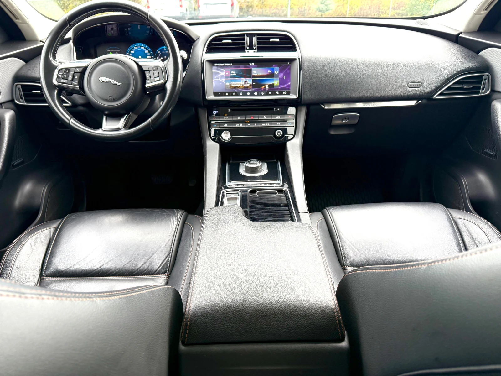 Jaguar F-PACE, снимка 7 - Автомобили и джипове - 55119894